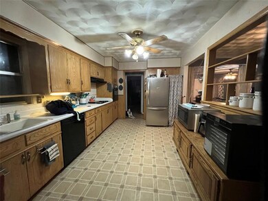 501 E Ellen Ave, Hurst, TX 76053 - photo 6