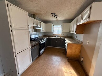 123 Wayne Ave, Houma, LA 70360 - photo 4