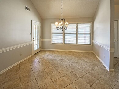 This open and light casual dining space off the ki