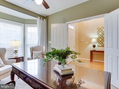 8741 Warm Waves Way, Columbia, MD 21045 - photo 6