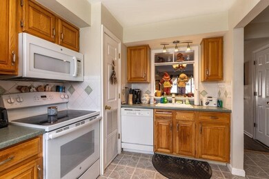 1109 Windsor Dr unit 1109, Framingham, MA 01701 - photo 7