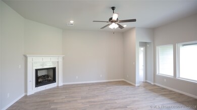 3616 N 39th St, Broken Arrow, OK 74014 - photo 7