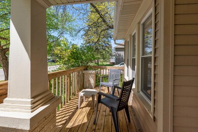 932 Poplar St-13