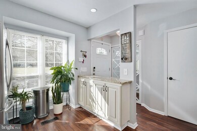 9615 Lambeth Ct, Columbia, MD 21046 - photo 5