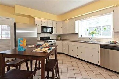 29 Grafton St unit 1, Arlington, MA 02474 - photo 6