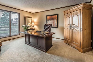 57 W Campus View Blvd 06