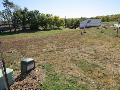 3315 Sokol Ln SW, Cedar Rapids, IA 52404 - photo 2