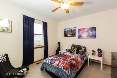 372 Country Ln, Algonquin, IL 60102 - photo 7