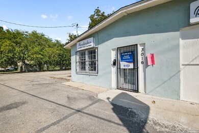 3016 S Presa St, San Antonio, TX 78210 - photo 4