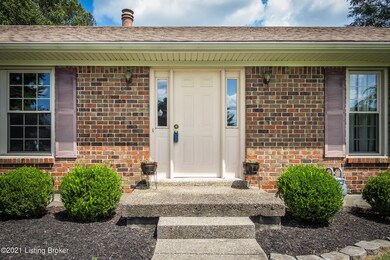 7505 Winesap Way, Louisville, KY 40228 - photo 4