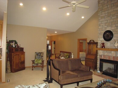 6070 S Deer Run Ct, Ozark, MO 65721 - photo 6