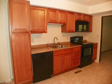 Brand new cabintry and counters never used stove a