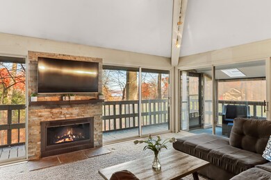 303 Deerpath E unit B, Fontana, WI 53125 - photo 7