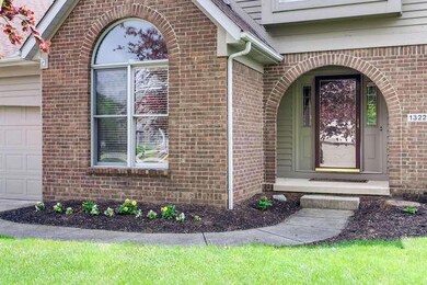 CHARMING ENTRANCE