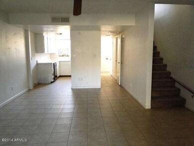 Family room 2