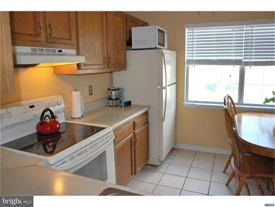 3033 Greenshire Ave, Claymont, DE 19703 - photo 6