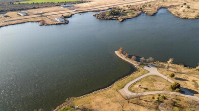 2003 Lakeridge Cir, Ennis, TX 75119 - photo 4