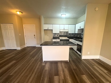 Kimball Towers unit 204, Springfield, MA 01103 - photo 3