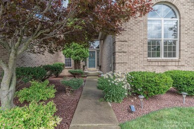 4823 Sawgrass Dr W, Ann Arbor, MI 48108 - photo 2