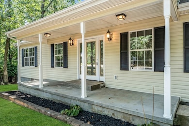 405 Spring St, Monteagle, TN 37356 - photo 5