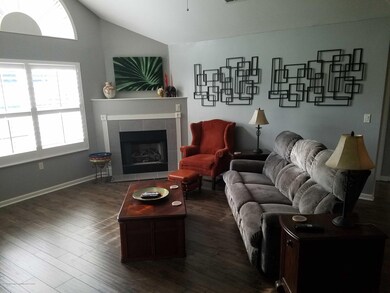 8917 Oak Branch Ln, Olive Branch, MS 38654 - photo 2