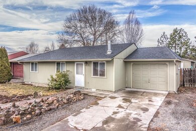 1641 SW 33rd St, Redmond, OR 97756 - photo 3