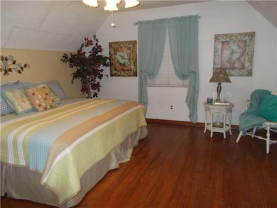 21 Elm St, Midland, PA 15059 - photo 6