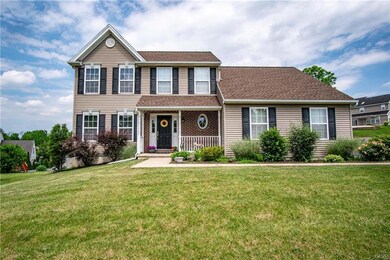 4127 Redbud Dr W, Whitehall, PA 18052 - photo 2