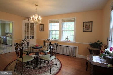 912 Hillwood Ave, Falls Church, VA 22042 - photo 5