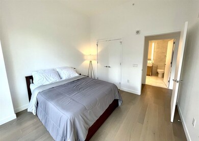 75 Park Ln S unit 423, Jersey City, NJ 07310 - photo 5