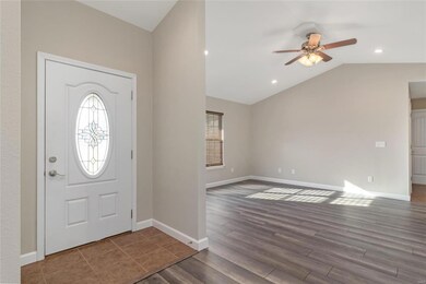 16211 Hailey Ln, Saint Robert, MO 65584 - photo 5