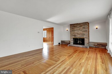 1 Hilltop Rd, Ewing, NJ 08638 - photo 5