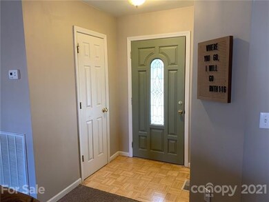 3315 E Broad St, Statesville, NC 28625 - photo 4