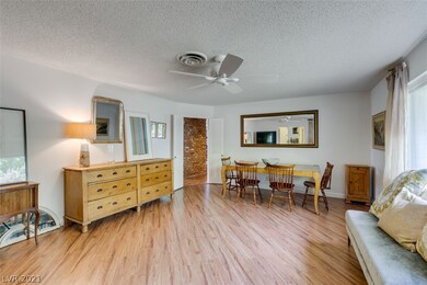 3761 N Rosecrest Cir, Las Vegas, NV 89121 - photo 6