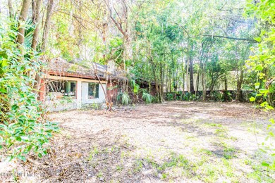 7307 Pottsburg Dr, Jacksonville, FL 32216 - photo 2