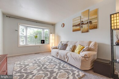 3051 Hickory Grove Ct, Fairfax, VA 22031 - photo 5