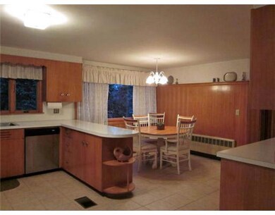 51 E Hill Dr, Cranston, RI 02920 - photo 6