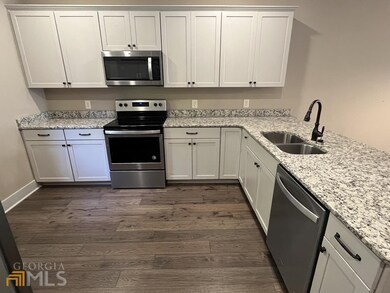 860 S Harkness St unit G, Jackson, GA 30233 - photo 7