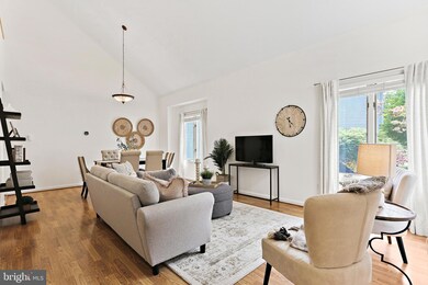 6914 Parchment Rise, Columbia, MD 21044 - photo 4