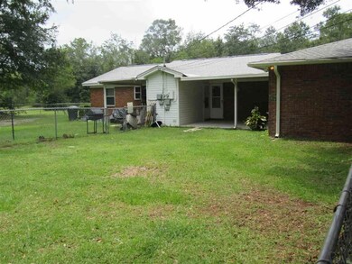 9090 Bowman Ave, Pensacola, FL 32534 - photo 4