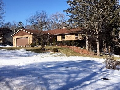 1210 Surrey Ln, Algonquin, IL 60102 - photo 5