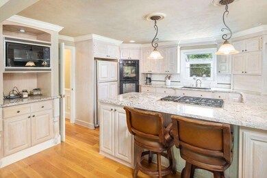 2 Bannon Dr, North Andover, MA 01845 - photo 5