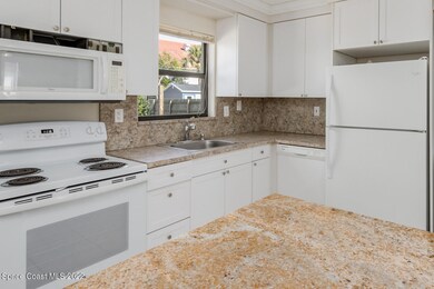 15_230Broadview220_mls