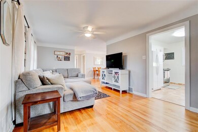 1823 9th Ave SW, Cedar Rapids, IA 52404 - photo 5