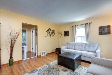 Gorgeous Hardwood Floors!