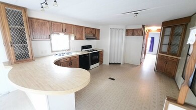 276 Lunenburg St unit 10, Fitchburg, MA 01420 - photo 5