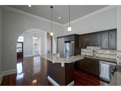 Kitchen. 616 Unit