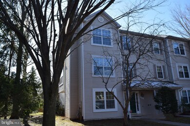 12201 Green Shoot Ct, Columbia, MD 21044 - photo 3