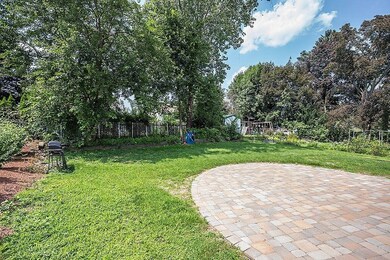 46 Trowbridge St unit 46, Belmont, MA 02478 - photo 5