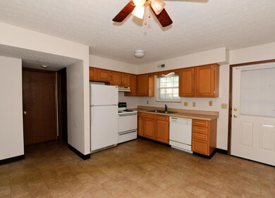 Good size kitchen